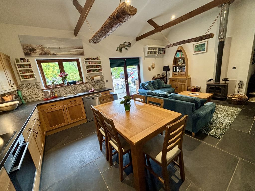 Higher Crift Barns Lanlivery